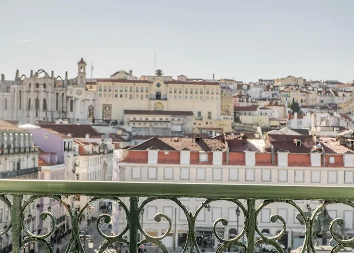 Lisbon Heart Apartments - White Apartment By Lovelystay