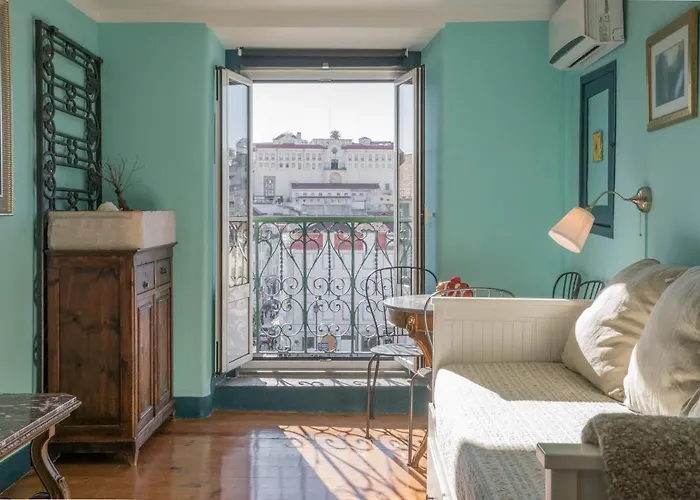 Lisbon Heart Apartments - White Apartment By Lovelystay