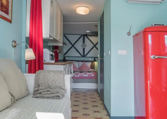 Lisbon Heart Apartments - White Apartment By Lovelystay